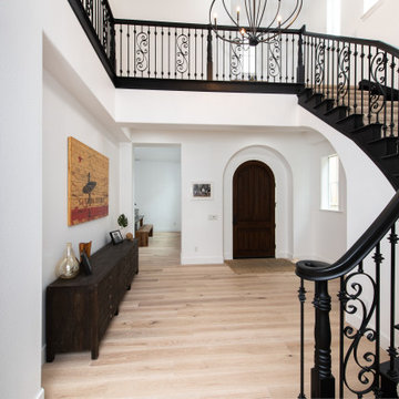 Calle La Espalda Interior Remodel