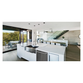 Stack House - Modern - Kitchen - Austin - by J Square Architecture