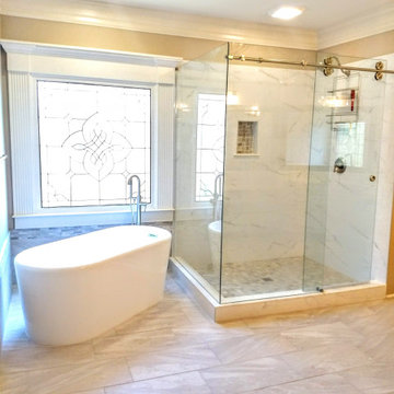 Seabiscuit Master Bathroom