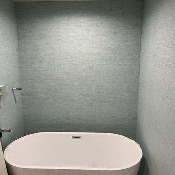 Wallpaper installation Bathroom in Clovis