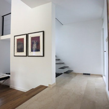 Floating stairs with triangular treads