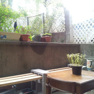 Art Residency Backyard Patio / Studio & Garden