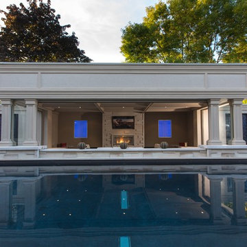 Luxurious Lakeshore Resort