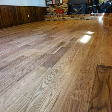 Classic 5" Red Oak with Red Brick Fireplace