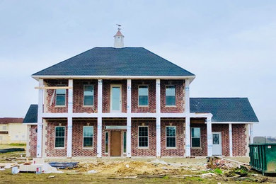Traditional exterior home idea in Dallas
