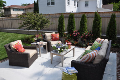 Design ideas for a modern landscaping in Milwaukee.