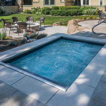 Lake Delavan, WI Swimming Pool and Hot Tub