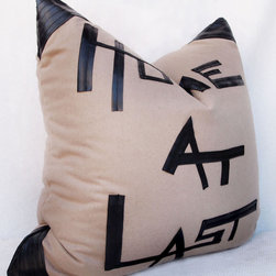 Oversized Floor Pillows - Floor Pillows And Poufs