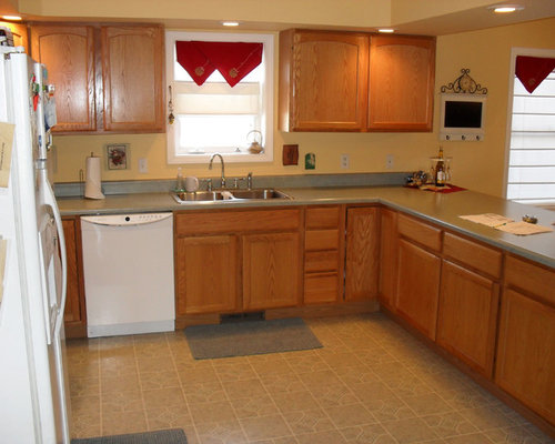 Contemporary White Kitchen