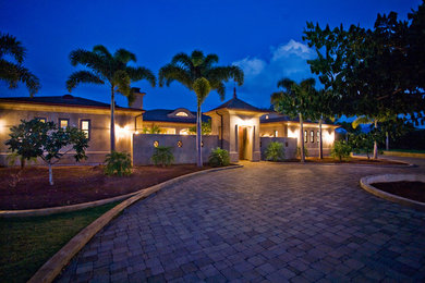 Inspiration for a tropical exterior home remodel in Hawaii