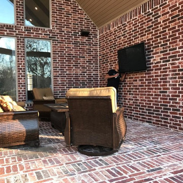 Outdoor Patio TV Mounting & Speakers, Hardwired