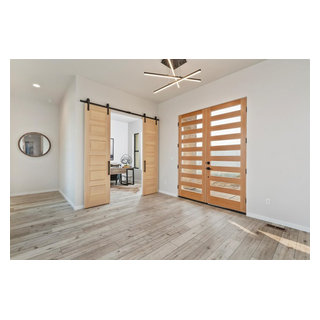 Entry/ Office - Modern - Entry - Boise - by Acadia Building Company