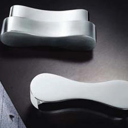 Colombo Design - Colombo F112 Cabinet pulls - Cabinet And Drawer Handle Pulls
