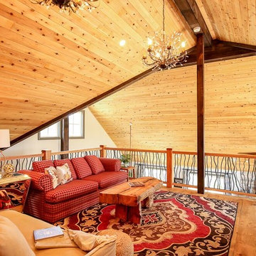 Stunning Chalet by the Lake