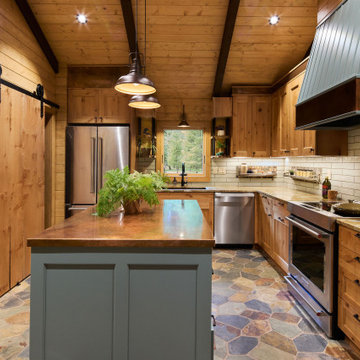 Rustic Elegance: A Cozy Cabin Kitchen Reimagined