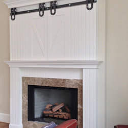Malvern, PA &ndash; Traditional &ndash; Fireplace Surround - Fireplace Mantels