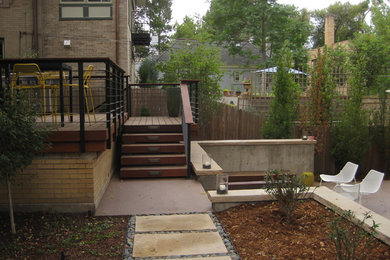 This is an example of a contemporary landscaping in Denver.