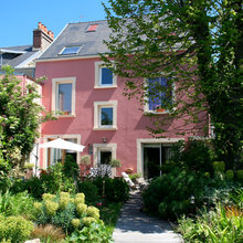 Pink and Red Houses