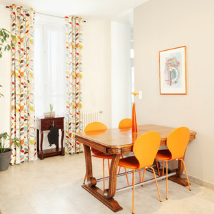 レンヌの中サイズのトランジショナルスタイルのLDKの画像 (ベージュの壁、ベージュの床、セラミックタイルの床、暖炉なし)