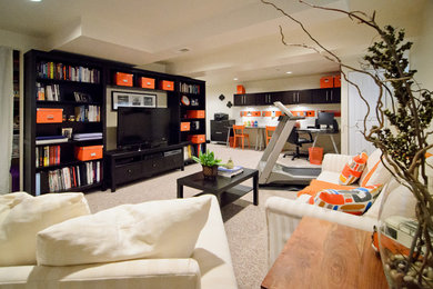 Mid-sized trendy underground carpeted basement photo in Chicago with beige walls