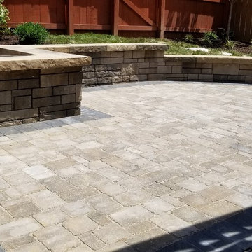 Fire Pits & Outdoor Fireplaces