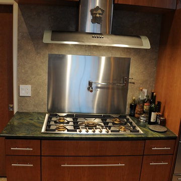 Amazon Jungle Leathered Granite Kitchen Countertops