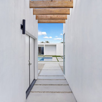 Timeless Elegance: Custom Built Mid Century Modern Home Palm Springs