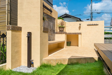 Inspiration for a mediterranean patio in Tokyo Suburbs.