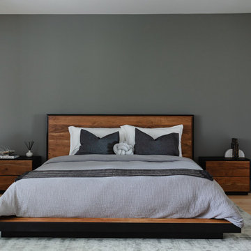 Plano Modern Bathroom Bedroom
