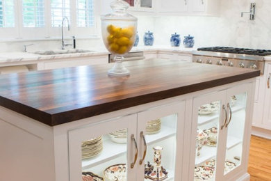 Inspiration for a kitchen remodel in Charlotte