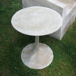 Zachary A. Design Lightweight Fiberglass Outdoor Furniture - Outdoor Side Tables