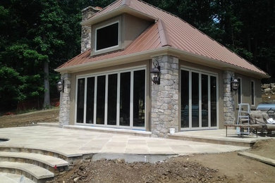 Example of an arts and crafts exterior home design in Philadelphia