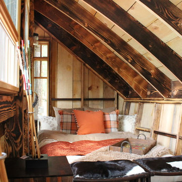 Treehouse Escape in Hauser ID