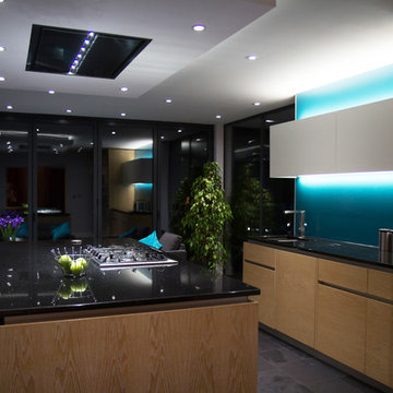 Derbyshire Residence, UK
