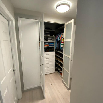 White Shaker Closet