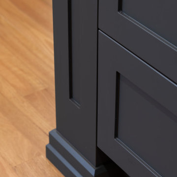 Opulent and Traditional Hamilton Kitchen