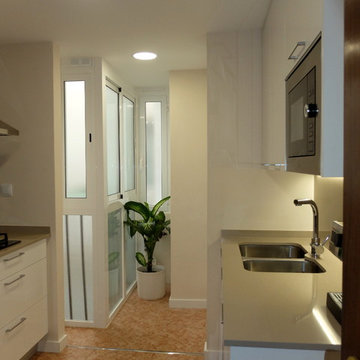 Reforma y ampliación de cocina con galería
