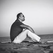 Robert La's photo