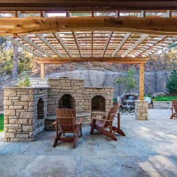 Fire Pits & Fireplaces