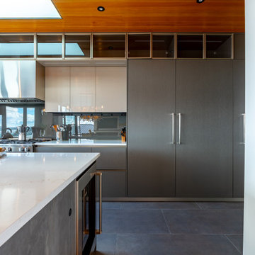 KIRKLAND KITCHEN DESIGN & CABINETRY