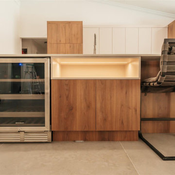 Transforming Miami Kitchens: Bespoke Renovation Mastery by D’Cassa