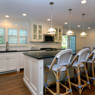 Arlington Heights White Transitional Split-Level Kitchen