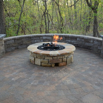 Outdoor Living, Stone & Gas Fire Pit