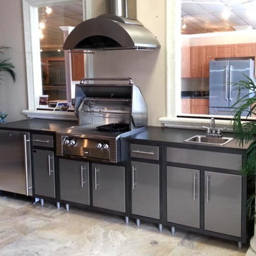 Challenger Designs Outdoor Kitchens