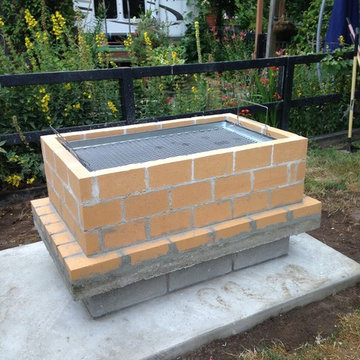 The Castillo Family Wood Fired Pizza Oven & La Caja Style Pig Roaster in WA