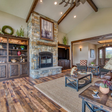 Lone Pine Lodge