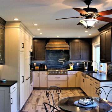 Warm-tone Kitchen