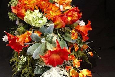 Orange & Green themed Spring Wedding Floral Design