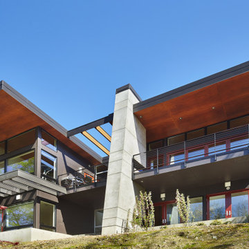 Bridge Residence