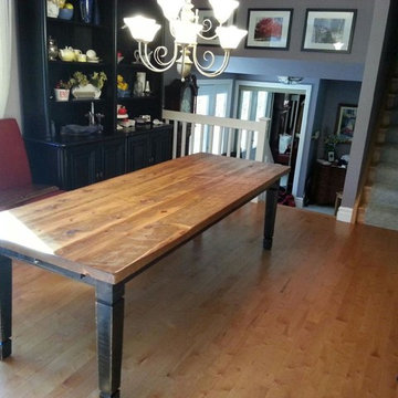 Rustic Dining Rooms